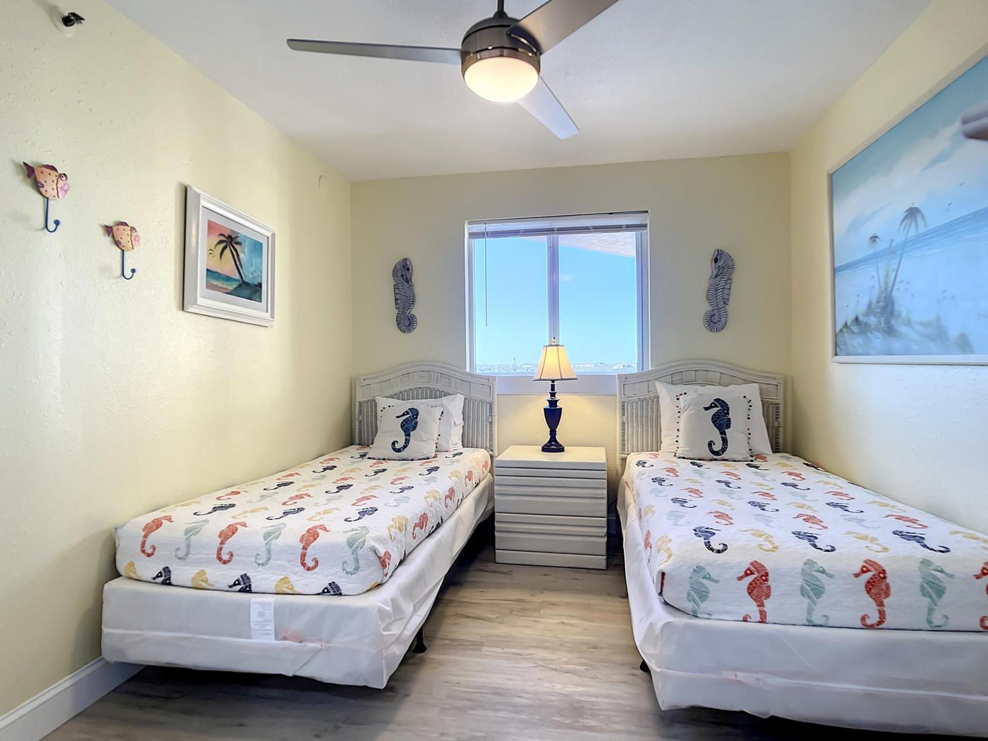 Oceanfront Balcony, Pool, Bbq, Steps To Flagler Ave Villa New Smyrna Beach Kültér fotó